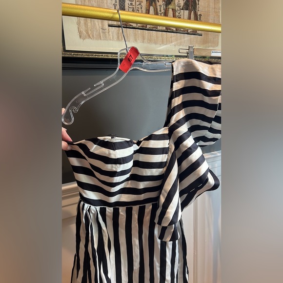 One shoulder striped dress - Picture 1 of 7
